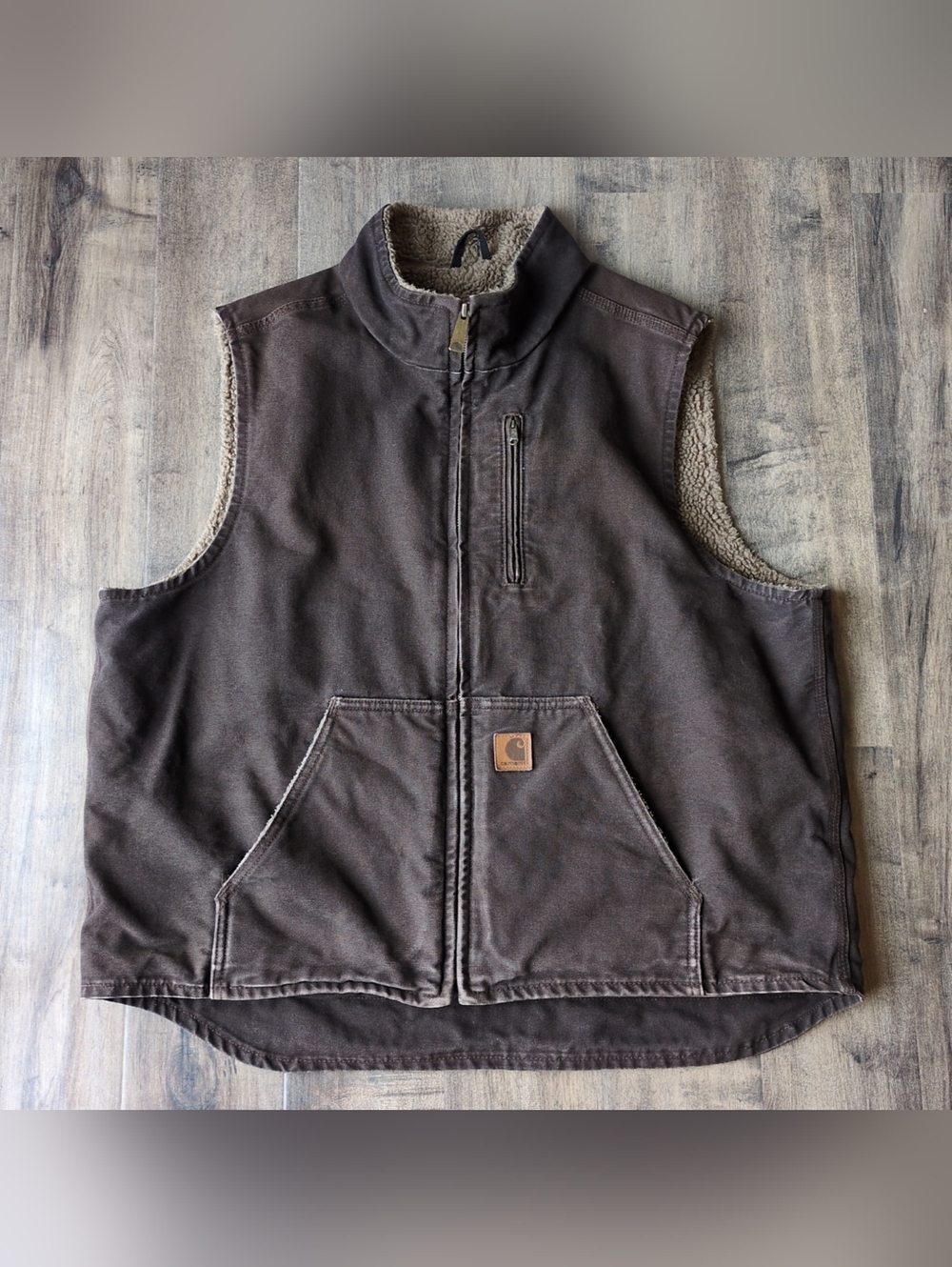 Carhartt Men's XL Sandstone Duck Sherpa Lined Mock-Neck Vest V33 Brown